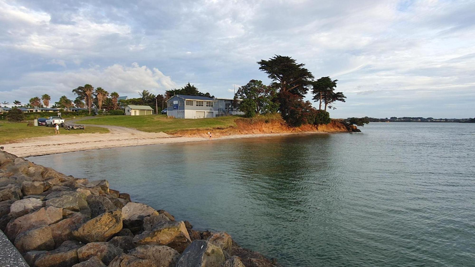 Clarks Beach Getaway Buitenkant foto